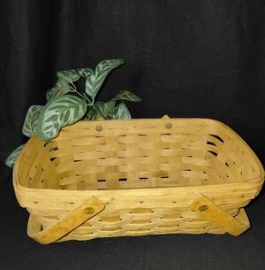 Vintage 1988 Longaberger Chore Basket